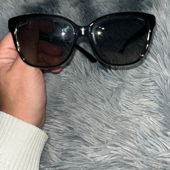 Gucci sunglasses - Picture 7 of 8